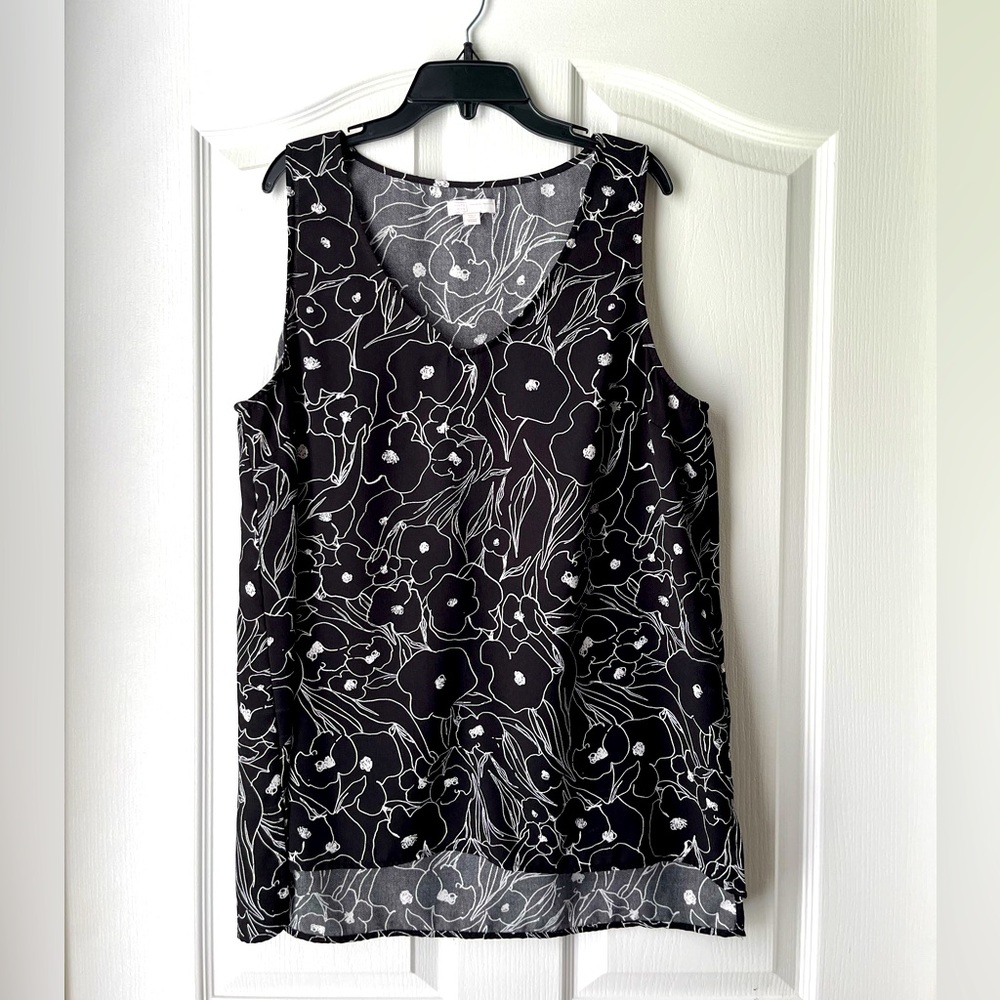 14th & Union sleeveless, black and white floral blousy tank